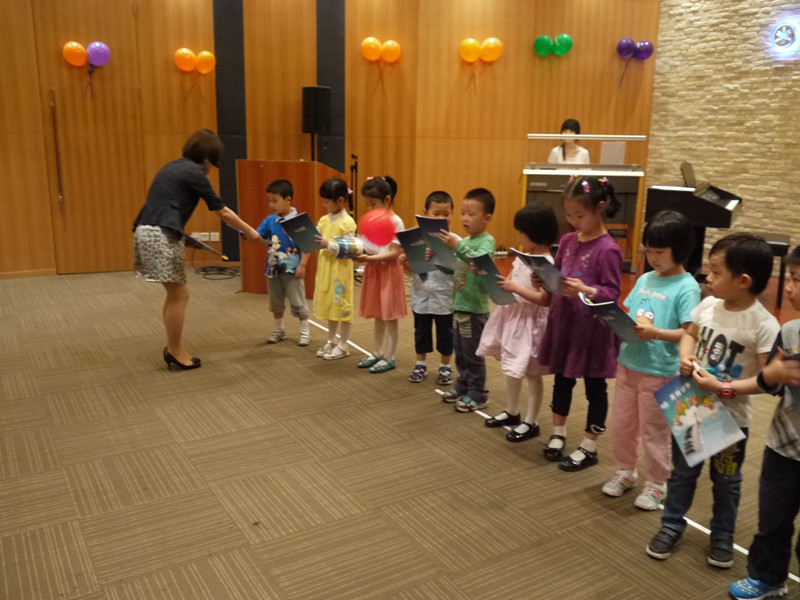 大润发贵宾厅音乐中心上海静安总店“欢度六一大润发贵宾厅的节日”音乐会成功举办 