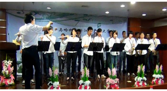 “大润发贵宾厅杯”浙江省大学生日语演讲比赛—日本流行歌曲进行的中日国际文化交流