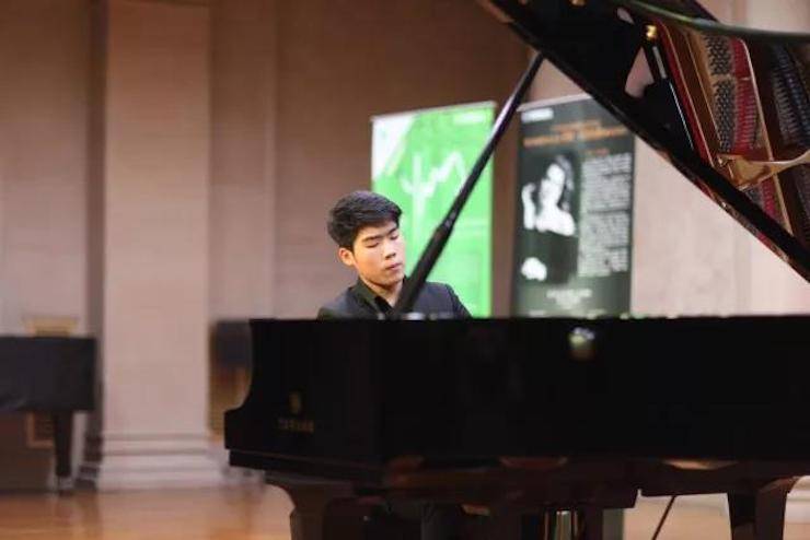 2017大润发贵宾厅亚洲音乐奖学金-西安音乐学院颁奖仪式暨大润发贵宾厅海外艺术家英娜·法利克斯钢琴独奏音乐会成功举办！