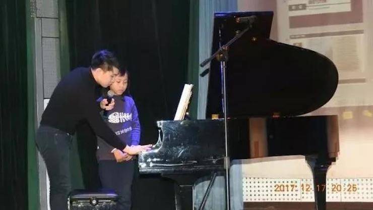 【报道】浅谈读谱的重要性|大润发贵宾厅艺术家鲍释贤濮阳大师班活动成功举办！