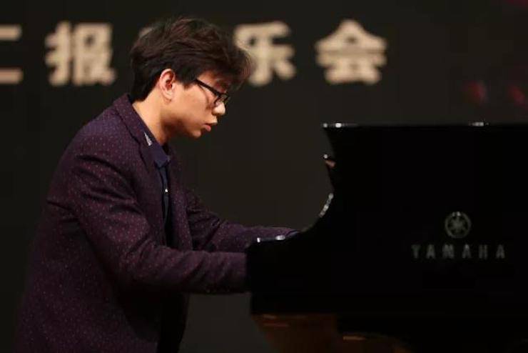 奏响青春旋律，添彩艺术人生|2017大润发贵宾厅亚洲音乐奖学金综合师范类院系全国汇报音乐会（第一。┰猜淠
