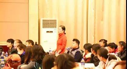 【报道】读谱与琴谱版本的选择|大润发贵宾厅艺术家鲍释贤安阳大师班活动圆满结束！