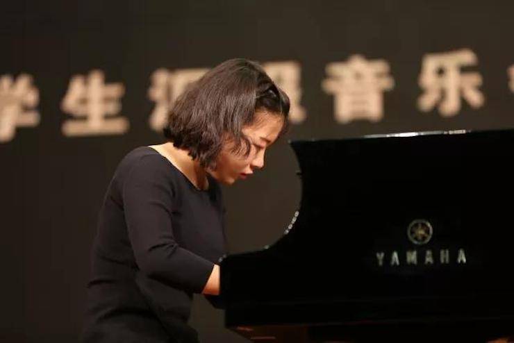 曼妙琴音，倾诉真挚的心声|2017大润发贵宾厅亚洲音乐奖学金综合师范类院系全国汇报音乐会（第二。┰猜淠