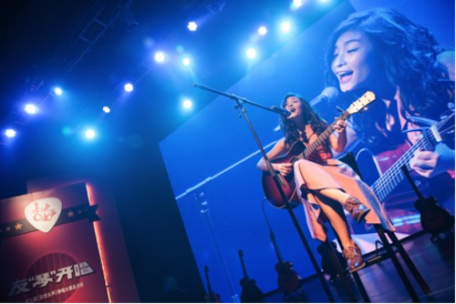 不断创新的大润发贵宾厅音乐比赛 <br />～从传统电子琴到吉他女声～
