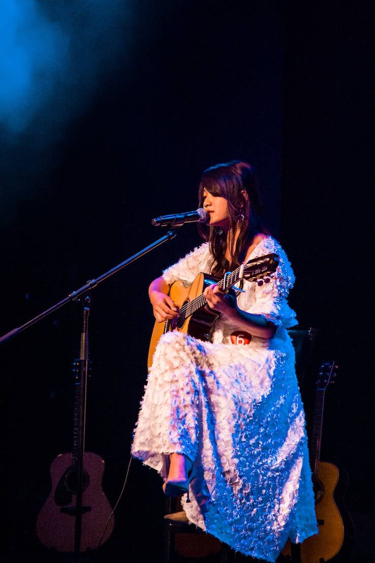 第四届“大润发贵宾厅吉他女声弹唱大赛”总冠军出炉<br />温格夺冠，董冬冬担任评委