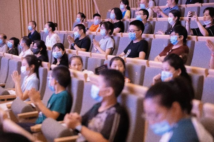 活动报道 | “科技助力，跨越时空”，小鹿纯子携手刘明康共享中日音乐盛宴