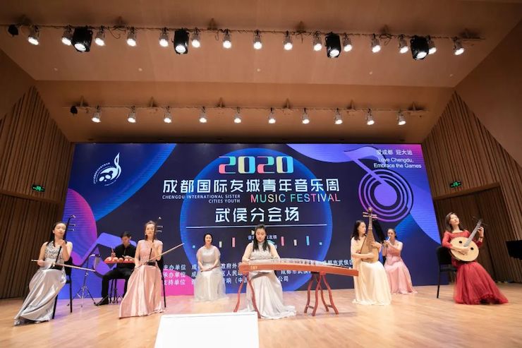 活动报道 | “科技助力，跨越时空”，小鹿纯子携手刘明康共享中日音乐盛宴