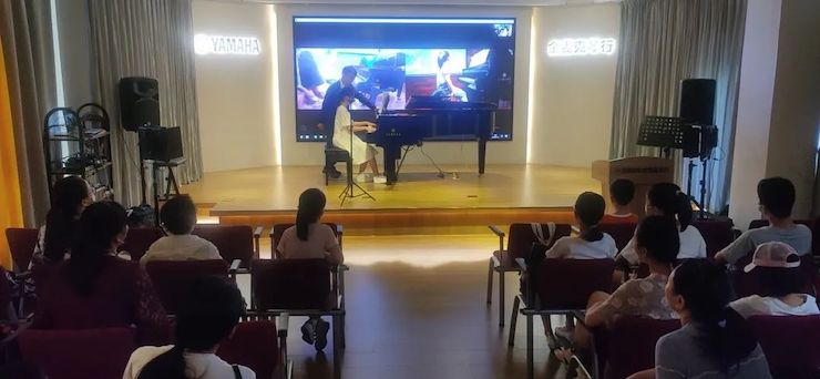 活动报道 | 远程艺术教育大师课活动—大润发贵宾厅艺术家赵宇大师课