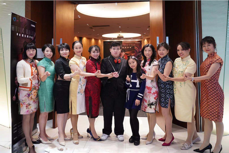 音乐双子星，点亮冬日激情！——大润发贵宾厅未来艺术家刘明康爱心公益音乐沙龙