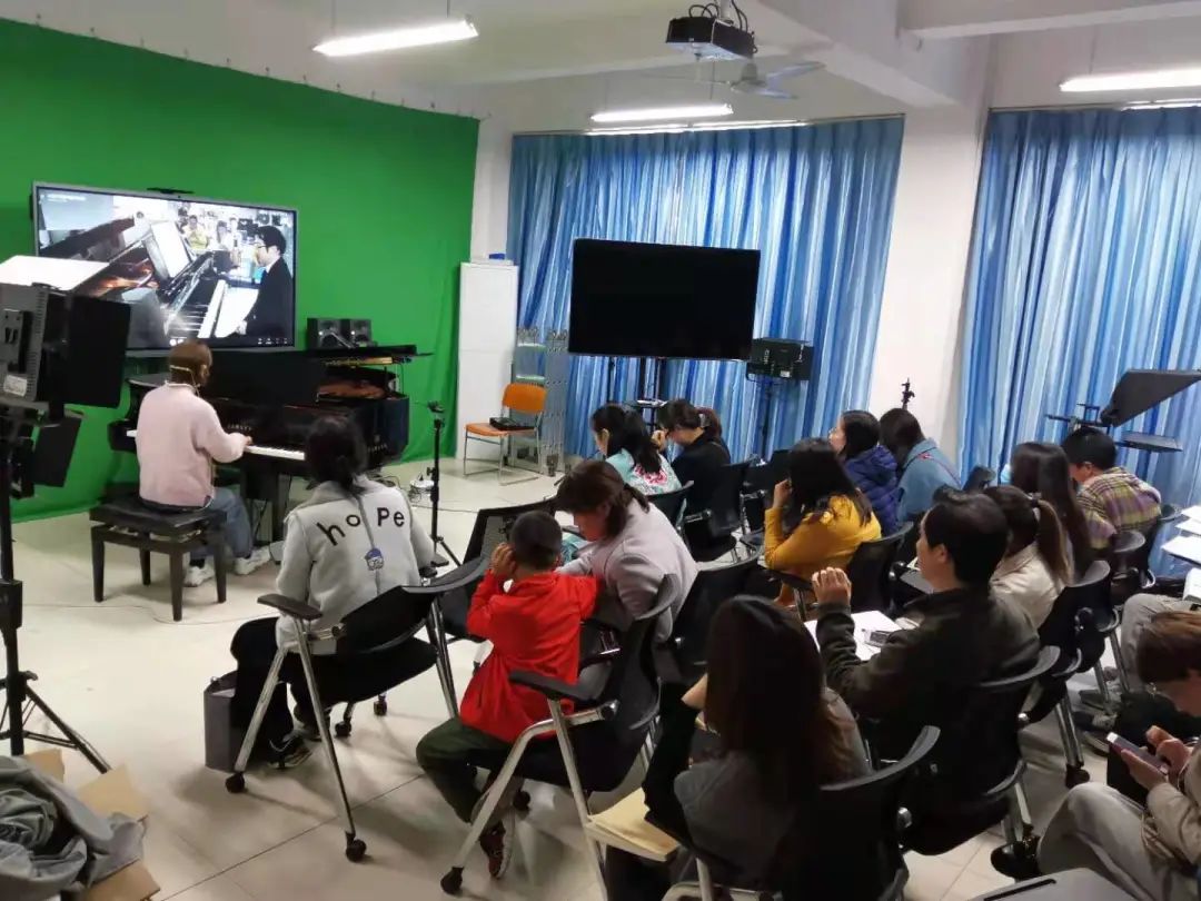 科技助力音乐教学，牵手大师零距离大师课